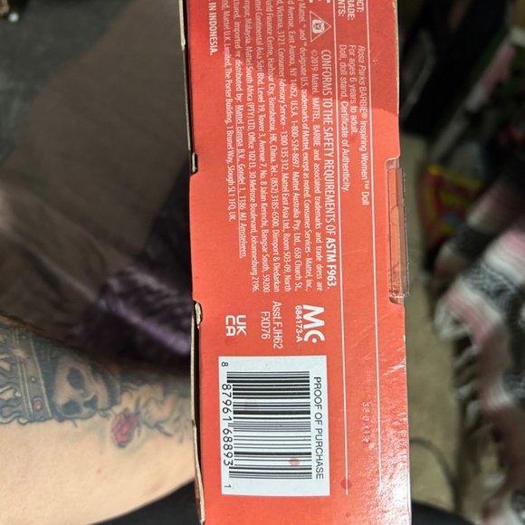 NIB Rosa Parks Barbie - Picture 3 of 3